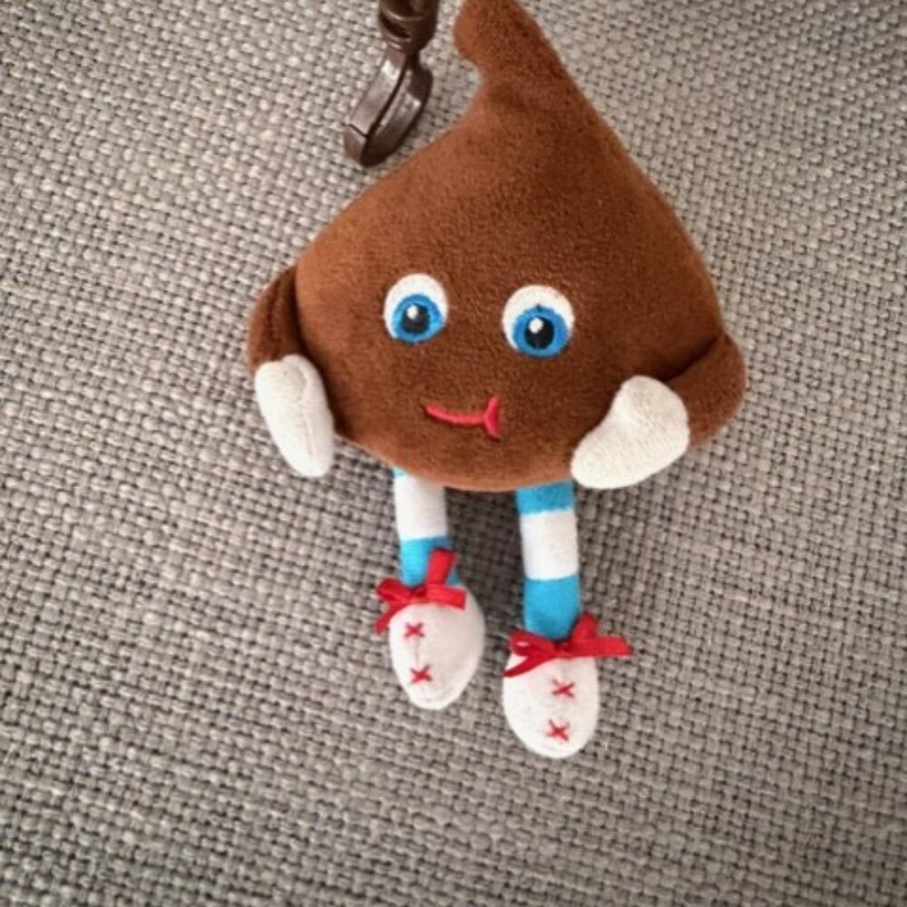 Whiffer Sniffer 'Chip' Plush 2017 Bearington Collection. Chocolatey Smell. RARE.